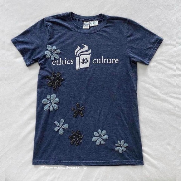Notre Dame flower embroidered quilted Ethics and Culture shirt - Picture 1 of 8